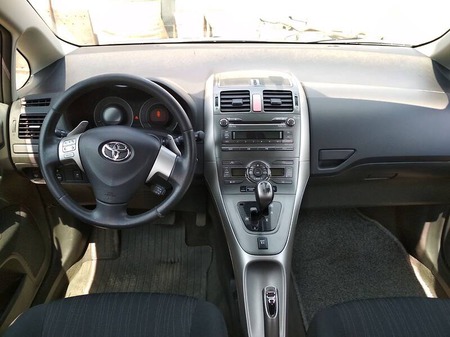 Toyota Auris 2007  випуску Одеса з двигуном 1.6 л бензин хэтчбек  за 5900 долл. 