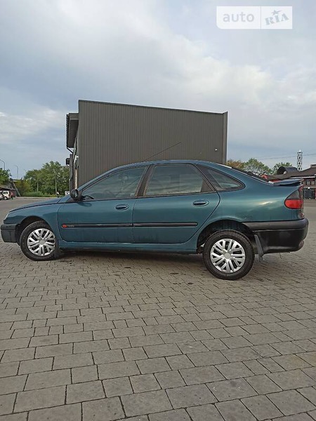 Renault Laguna 1995  випуску Львів з двигуном 1.8 л бензин хэтчбек механіка за 2100 долл. 