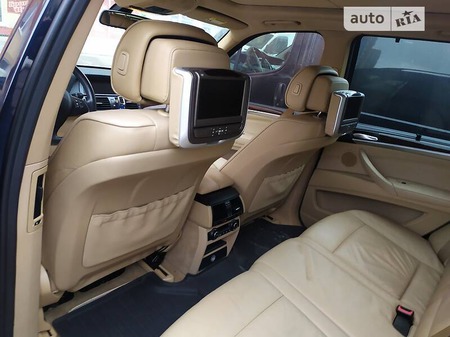 BMW X5 2010  випуску Тернопіль з двигуном 3 л бензин позашляховик автомат за 14000 долл. 