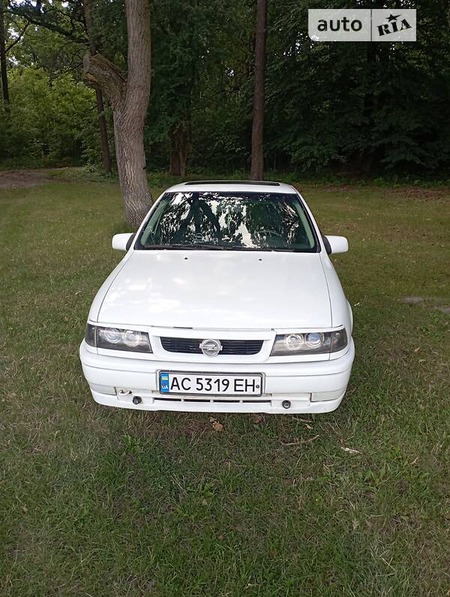 Opel Vectra 1992  випуску Луцьк з двигуном 1.6 л бензин седан механіка за 2450 долл. 
