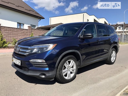 Honda Pilot 2015  випуску Рівне з двигуном 3.5 л бензин позашляховик автомат за 19999 долл. 