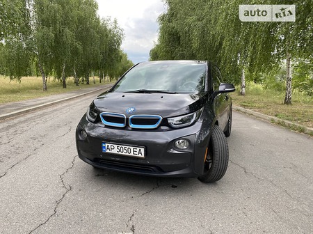 BMW i3 2015  випуску Київ з двигуном 0.7 л гібрид універсал автомат за 19500 долл. 