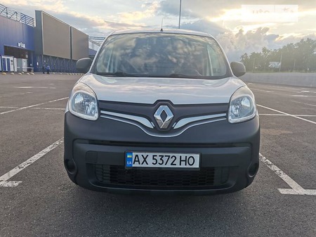 Renault Kangoo 2016  випуску Полтава з двигуном 1.5 л дизель мінівен механіка за 8500 долл. 