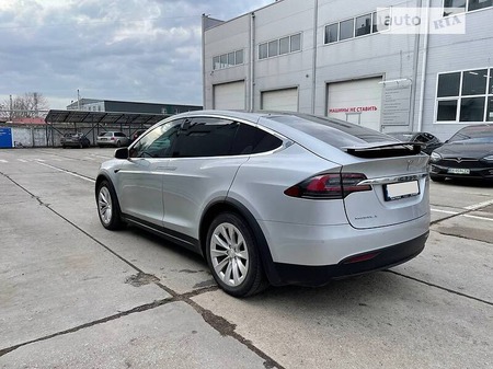 Tesla X 2018  випуску Одеса з двигуном 0 л електро позашляховик автомат за 59999 долл. 