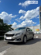 Peugeot 301 2019 Киев 1.6 л  седан механика к.п.