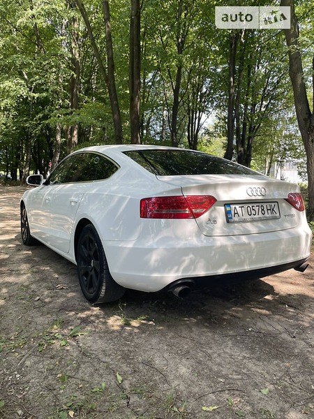 Audi A5 2010  випуску Івано-Франківськ з двигуном 2 л бензин купе  за 10400 долл. 