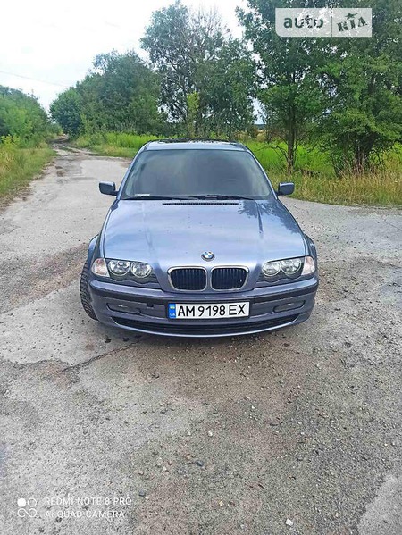 BMW 318 1999  випуску Житомир з двигуном 1.9 л  седан механіка за 4300 долл. 