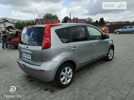 Nissan Note 2007  випуску Рівне з двигуном 1.6 л бензин хэтчбек механіка за 4999 долл. 