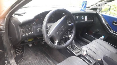 Audi 80 1989  випуску Хмельницький з двигуном 1.8 л  седан механіка за 915 долл. 