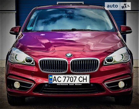 BMW 225 2017  випуску Луцьк з двигуном 1.5 л гібрид седан автомат за 29999 долл. 