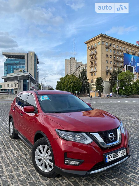 Nissan Rogue 2017  випуску Харків з двигуном 2.5 л бензин позашляховик автомат за 15900 долл. 