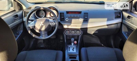 Mitsubishi Lancer 2013  випуску Черкаси з двигуном 2 л бензин седан автомат за 7999 долл. 