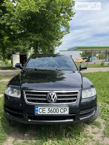 Volkswagen Touareg 2004  випуску Чернівці з двигуном 2.5 л дизель позашляховик автомат за 9000 долл. 