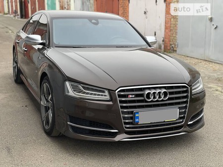 Audi S8 2014  випуску Київ з двигуном 4 л бензин седан автомат за 95000 долл. 
