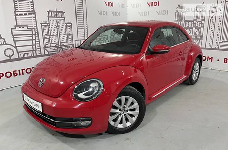 Volkswagen Beetle 2015  випуску Київ з двигуном 1.4 л бензин купе автомат за 520000 грн. 