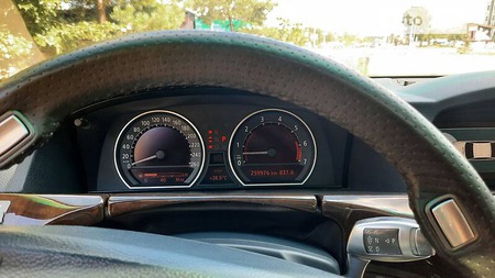 BMW 735 2001  випуску Київ з двигуном 3.6 л бензин седан автомат за 6300 долл. 