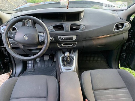 Renault Scenic 2015  випуску Хмельницький з двигуном 1.5 л дизель мінівен механіка за 8500 долл. 