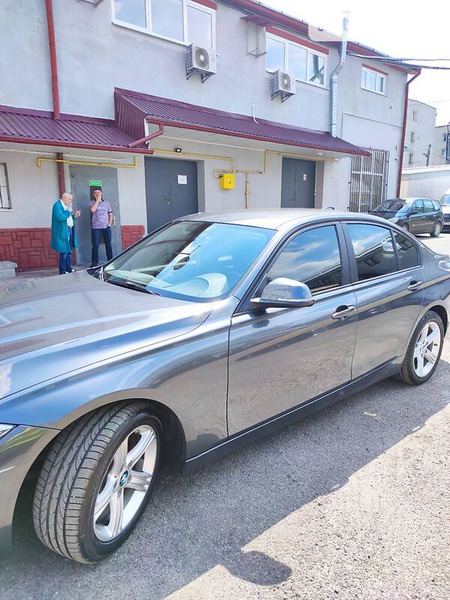 BMW 328 2014  випуску Львів з двигуном 2 л бензин седан автомат за 11900 долл. 