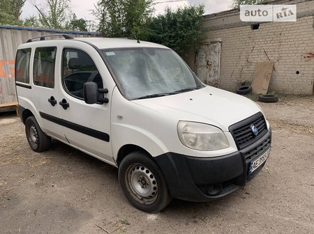 Fiat Doblo 2007  випуску Дніпро з двигуном 1.3 л дизель універсал  за 4500 долл. 