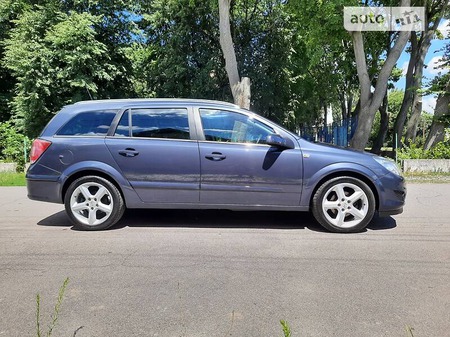 Opel Astra 2009  випуску Черкаси з двигуном 0 л дизель універсал механіка за 6000 долл. 