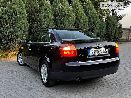 Audi A4 Limousine 2002  випуску Львів з двигуном 1.6 л бензин седан механіка за 5199 долл. 