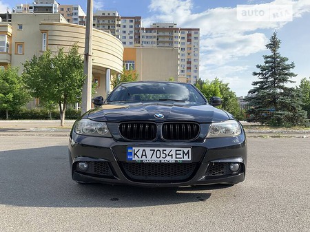 BMW 328 2009  випуску Київ з двигуном 3 л бензин седан  за 11000 долл. 