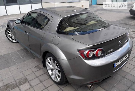 Mazda RX8 2008  випуску Дніпро з двигуном 1.3 л бензин купе механіка за 10500 долл. 