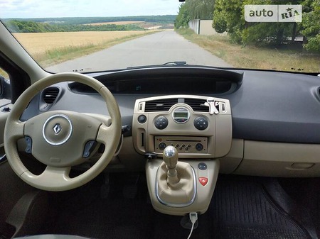 Renault Scenic 2008  випуску Черкаси з двигуном 1.5 л дизель мінівен механіка за 6000 долл. 