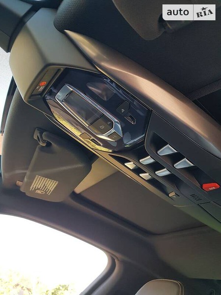 Citroen DS5 2012  випуску Дніпро з двигуном 2 л гібрид хэтчбек автомат за 12600 долл. 