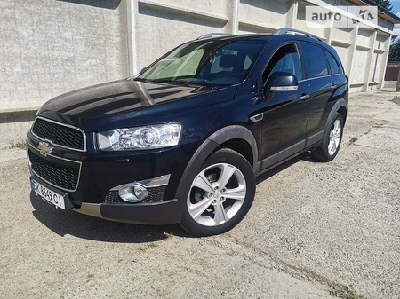 Chevrolet Captiva 2011  випуску Київ з двигуном 2.2 л дизель позашляховик автомат за 13000 долл. 