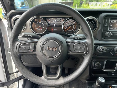 Jeep Wrangler 2020  випуску Київ з двигуном 3.6 л бензин позашляховик  за 47000 долл. 