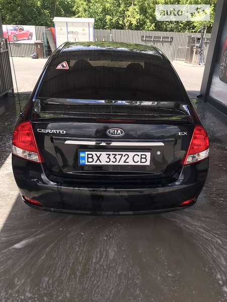 KIA Cerato 2008  випуску Хмельницький з двигуном 1.6 л бензин седан механіка за 5500 долл. 