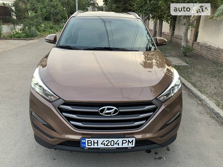 Hyundai Tucson 2017  випуску Одеса з двигуном 2 л бензин позашляховик автомат за 18500 долл. 