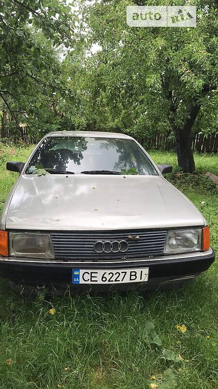 Audi 100 1988  випуску Івано-Франківськ з двигуном 2.2 л бензин седан механіка за 1100 долл. 