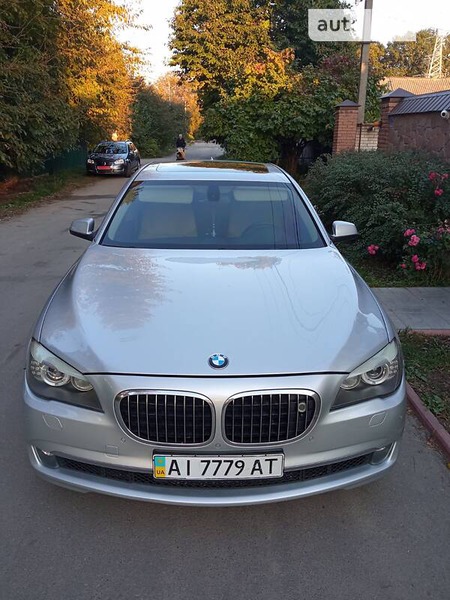 BMW 750 2009  випуску Київ з двигуном 4.4 л бензин седан автомат за 11500 долл. 