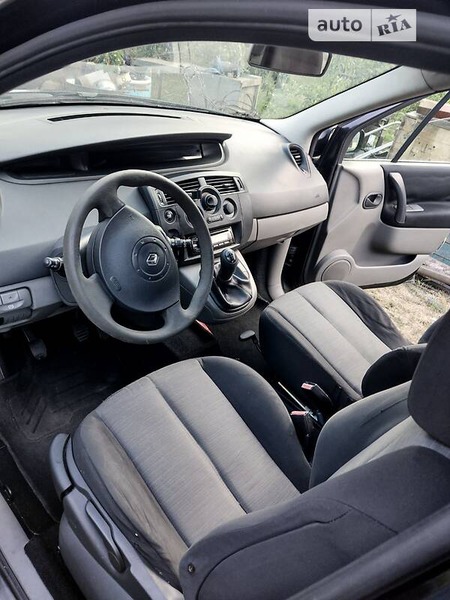 Renault Scenic 2006  випуску Черкаси з двигуном 1.5 л дизель універсал механіка за 5250 долл. 