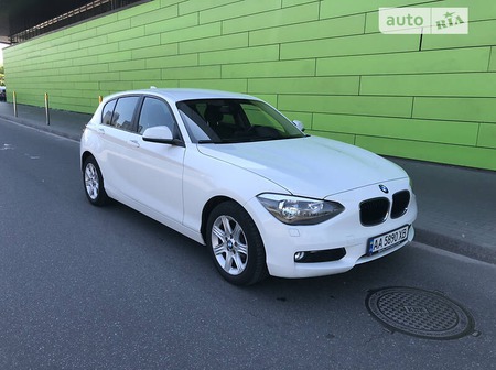 BMW 118 2013  випуску Київ з двигуном 2 л дизель хэтчбек механіка за 12900 долл. 