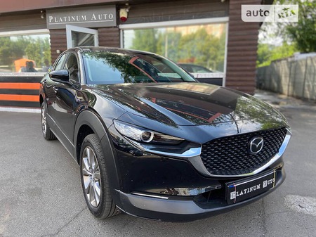 Mazda CX-30 2020  випуску Одеса з двигуном 2.5 л бензин позашляховик автомат за 19500 долл. 