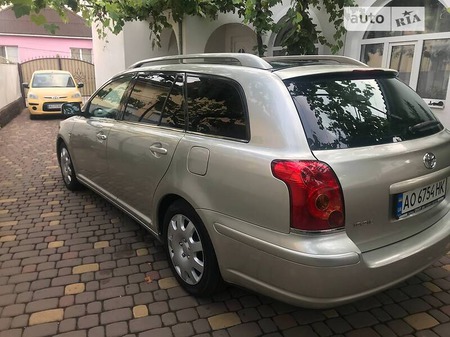 Toyota Avensis 2005  випуску Ужгород з двигуном 2.2 л дизель універсал механіка за 5700 долл. 