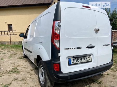 Renault Kangoo 2018  випуску Черкаси з двигуном 1.5 л дизель мінівен механіка за 11800 долл. 