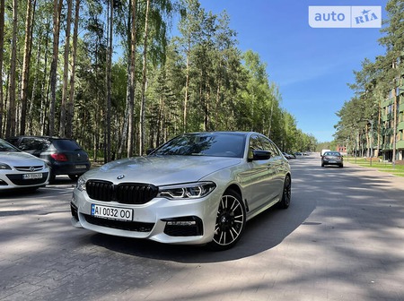 BMW 540 2017  випуску Київ з двигуном 3 л бензин седан автомат за 46500 долл. 