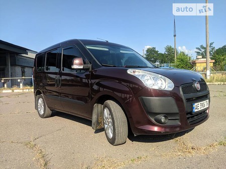 Fiat Doblo 2012  випуску Дніпро з двигуном 1.4 л  універсал механіка за 7000 долл. 