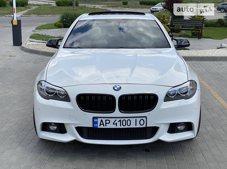 BMW 535 2013  випуску Запоріжжя з двигуном 3 л дизель седан автомат за 23500 долл. 