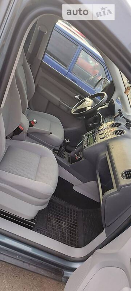 Volkswagen Caddy 2009  випуску Київ з двигуном 1.4 л бензин універсал механіка за 7400 долл. 