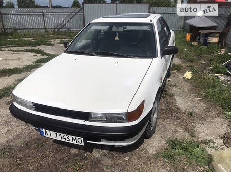 Mitsubishi Lancer 1991  випуску Київ з двигуном 1.5 л бензин ліфтбек  за 1000 долл. 