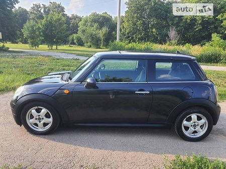 Mini One 2007  випуску Харків з двигуном 1.4 л бензин хэтчбек  за 5100 долл. 