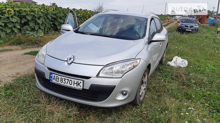 Renault Megane 2010  випуску Вінниця з двигуном 1.9 л дизель універсал механіка за 8500 долл. 