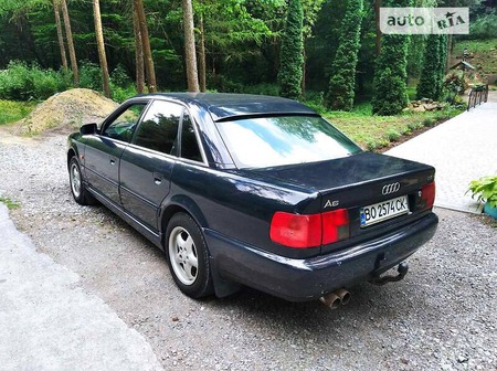 Audi A6 Limousine 1995  випуску Тернопіль з двигуном 2.6 л  седан механіка за 3650 долл. 