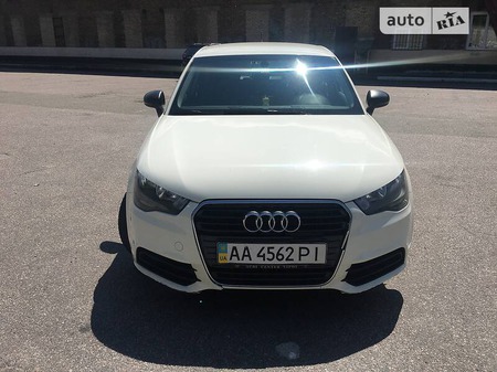Audi A1 2013  випуску Київ з двигуном 1.4 л бензин хэтчбек автомат за 10400 долл. 