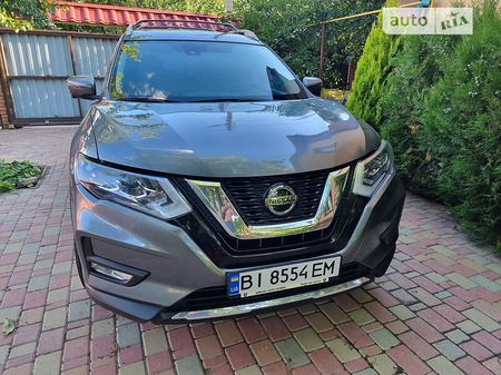 Nissan Rogue 2019  випуску Полтава з двигуном 2.5 л  позашляховик  за 22300 долл. 